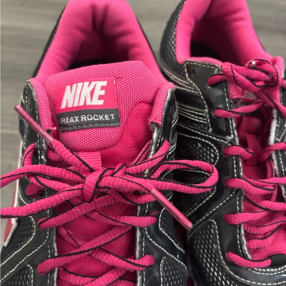 Nike Reax Rocket Hot Pink Black Running Shoes Women’s Size 10 Athletic Sneakers
